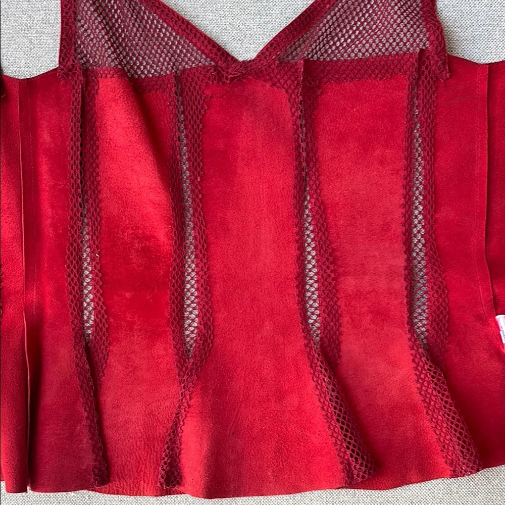Ultra cool leather and mesh vest - Picture 5 of 10